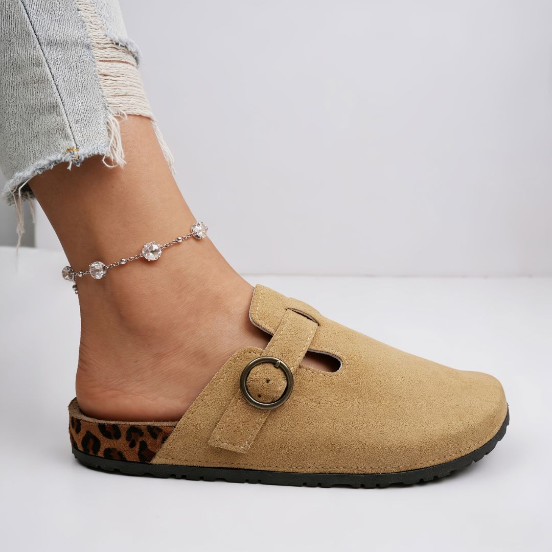 ZUECOS CON HEBILLA Y SUELA LEOPARDO Zueco 1 ZAPRINI Beige 34 