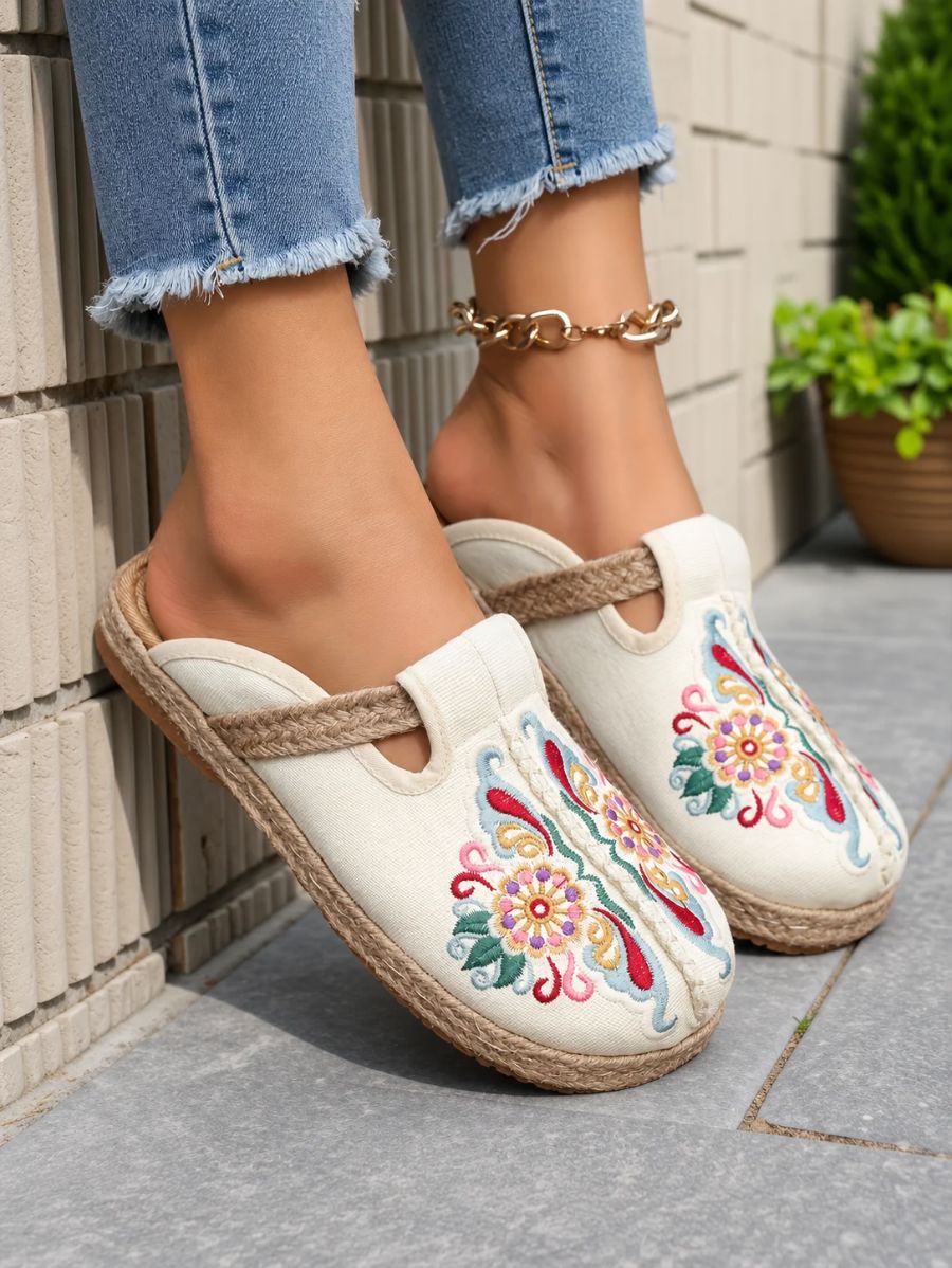 Zuecos Con Bordado Colorido Zueco 29 ZAPRINI Beige 34 