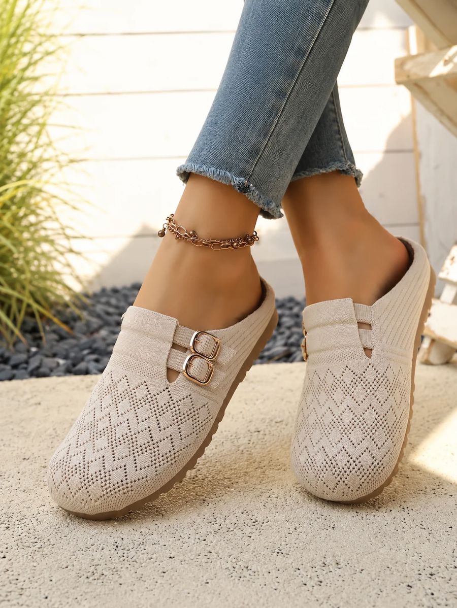 Zuecos Flexibles Con Hebillas y Calado Zueco 23 ZAPRINI Beige 34 