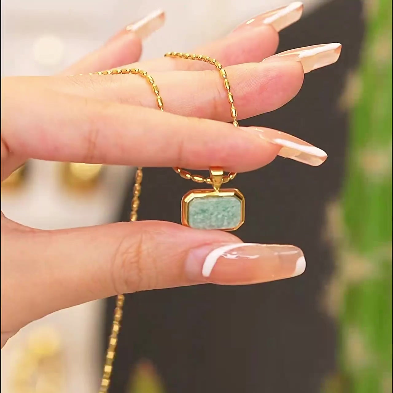 Collar Con Dije De Piedra Natural Enchapado En Oro 18K