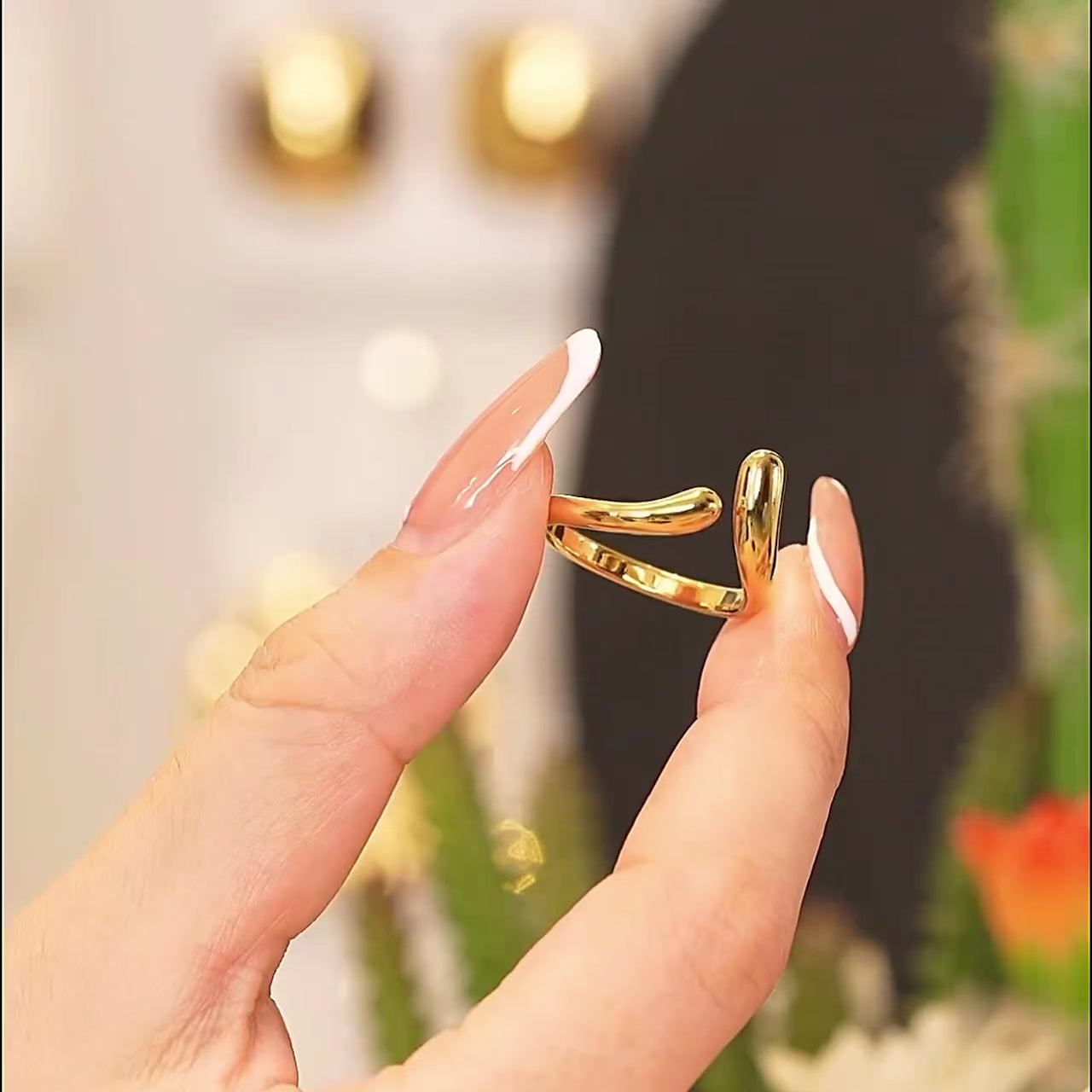 Anillo Ajustable Minimalista Enchapado En Oro 18K