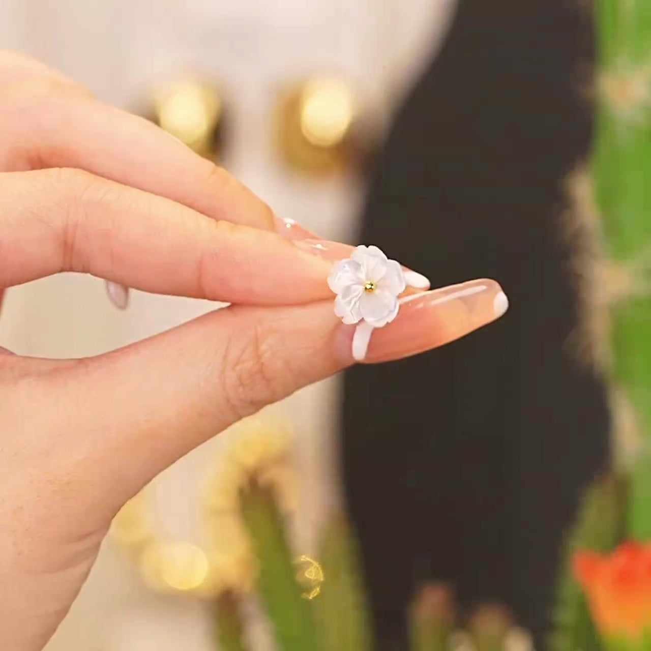 Caravana Floral De Madreperla Enchapado En Oro 18K